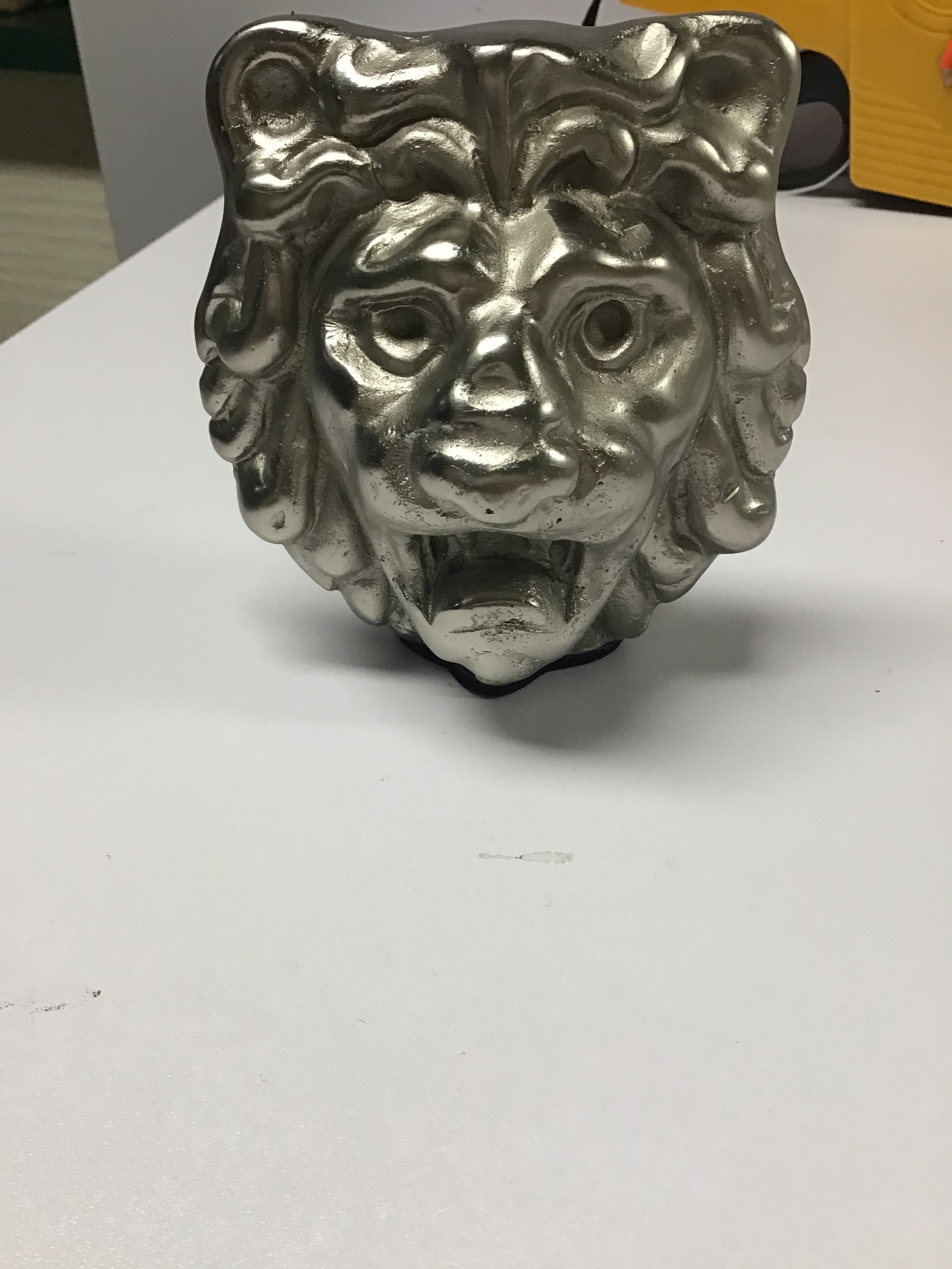 Lion Head Door stop (silver)