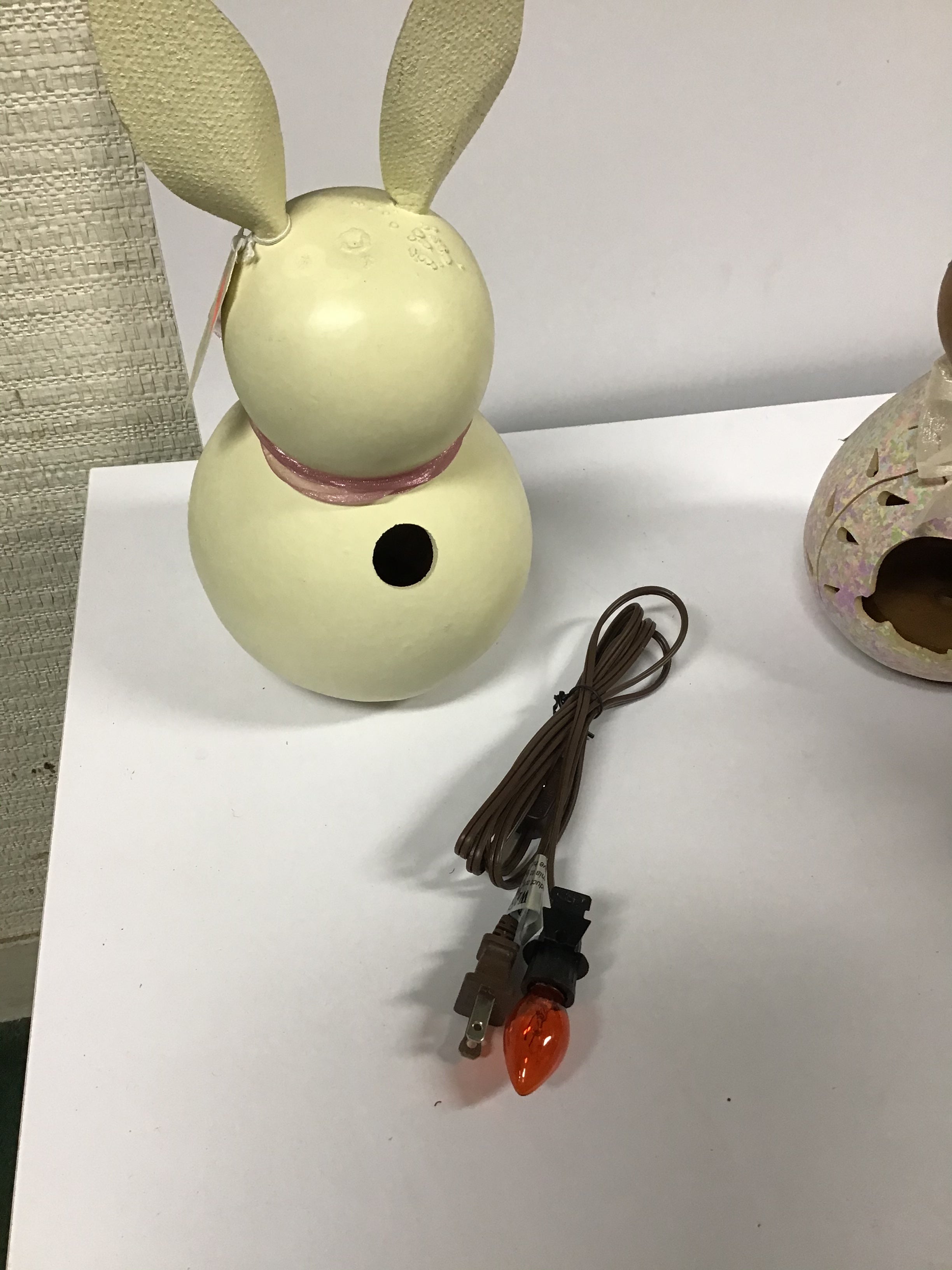 Meadow Gourd (with amber light)